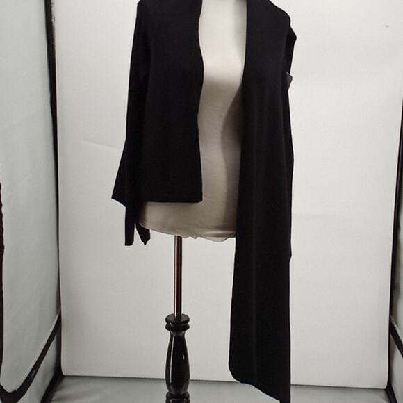 Fabletics Women's Black Knit Savanna Wrap Shrug Sweater NWT Size XS 4 - Picture 9 of 14